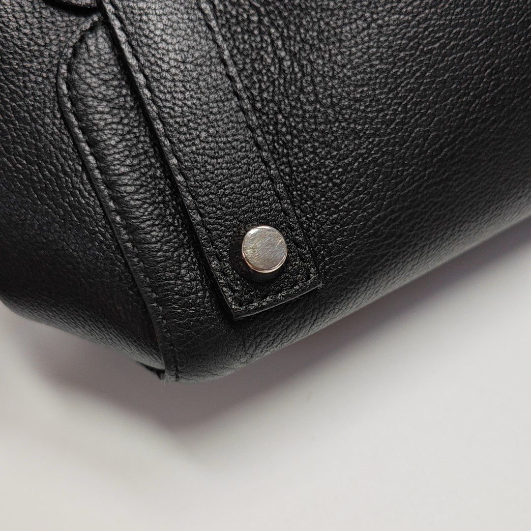 Bar Calfskin Black