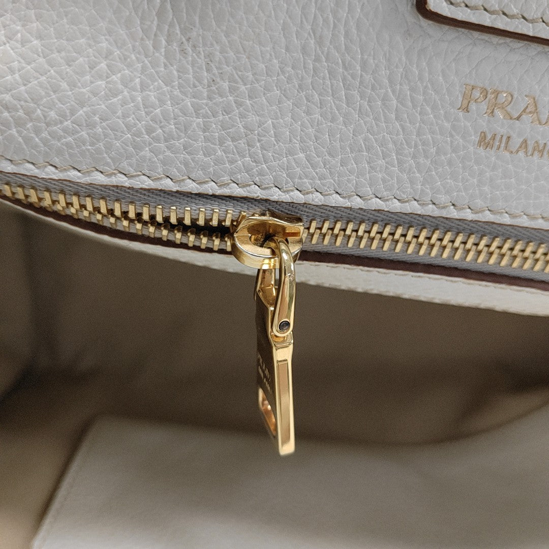 Esplanade Calfskin White