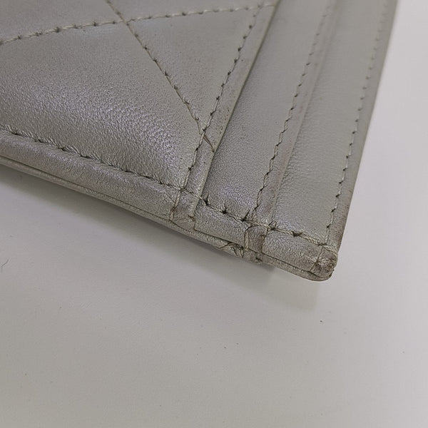 CHANEL 19 Small Quilted Lambskin Gray Wallet