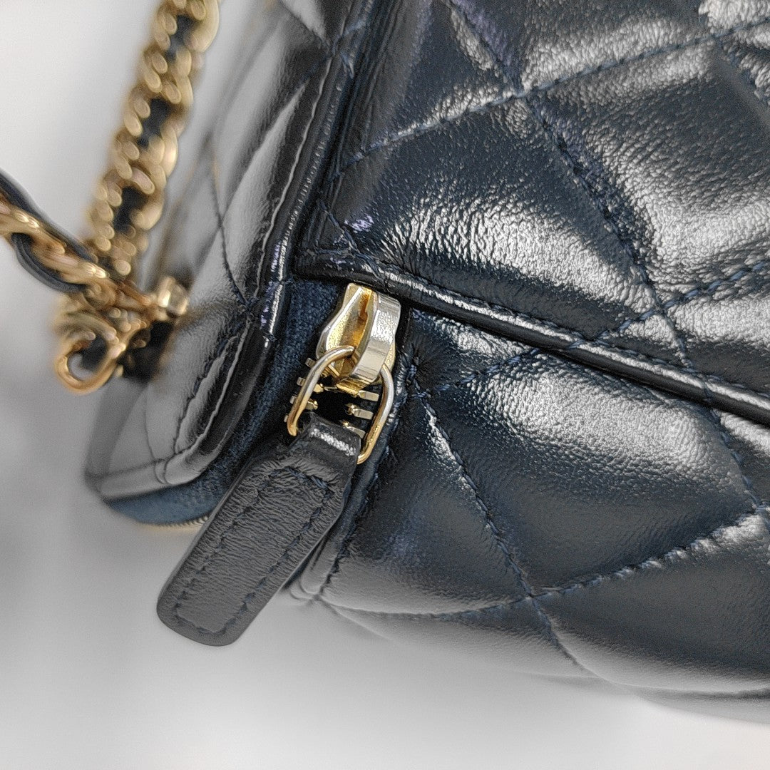 VANITY CASE Small Quilted Lambskin Blue