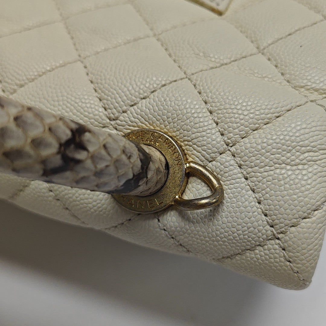 COCO HANDLE Medium Quilted Grained Calfskin Beige