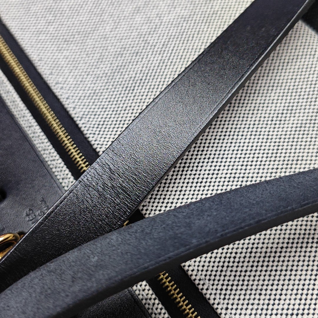 Herbag 31 Coated Canvas Black