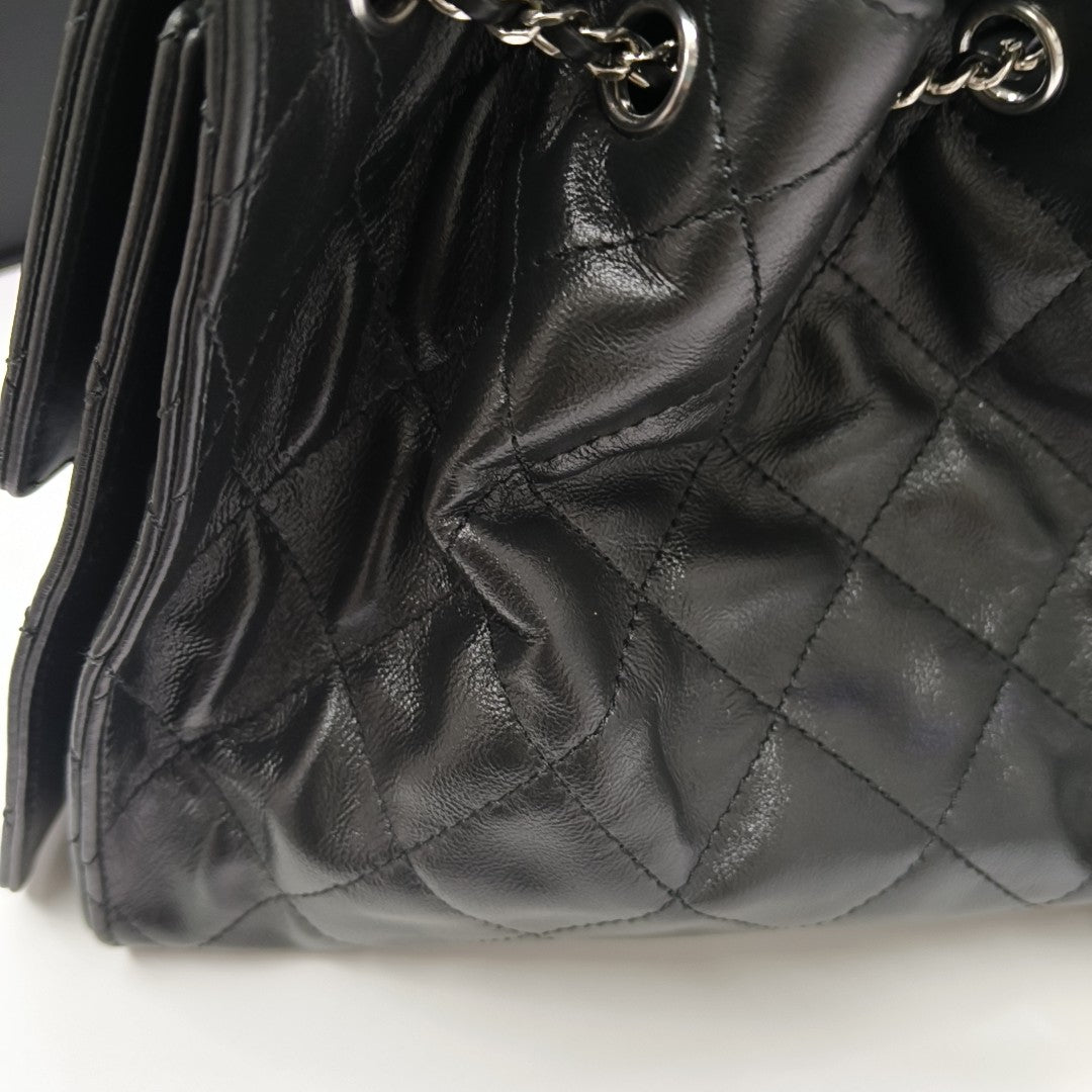 CHANEL 25 Small Quilted Calfskin Black