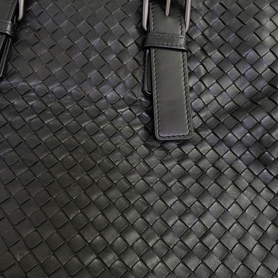 Cesta Calfskin Black