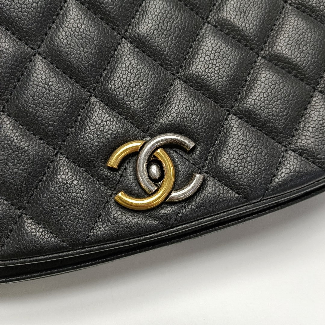 Caviar Quilted Grained Calfskin Black