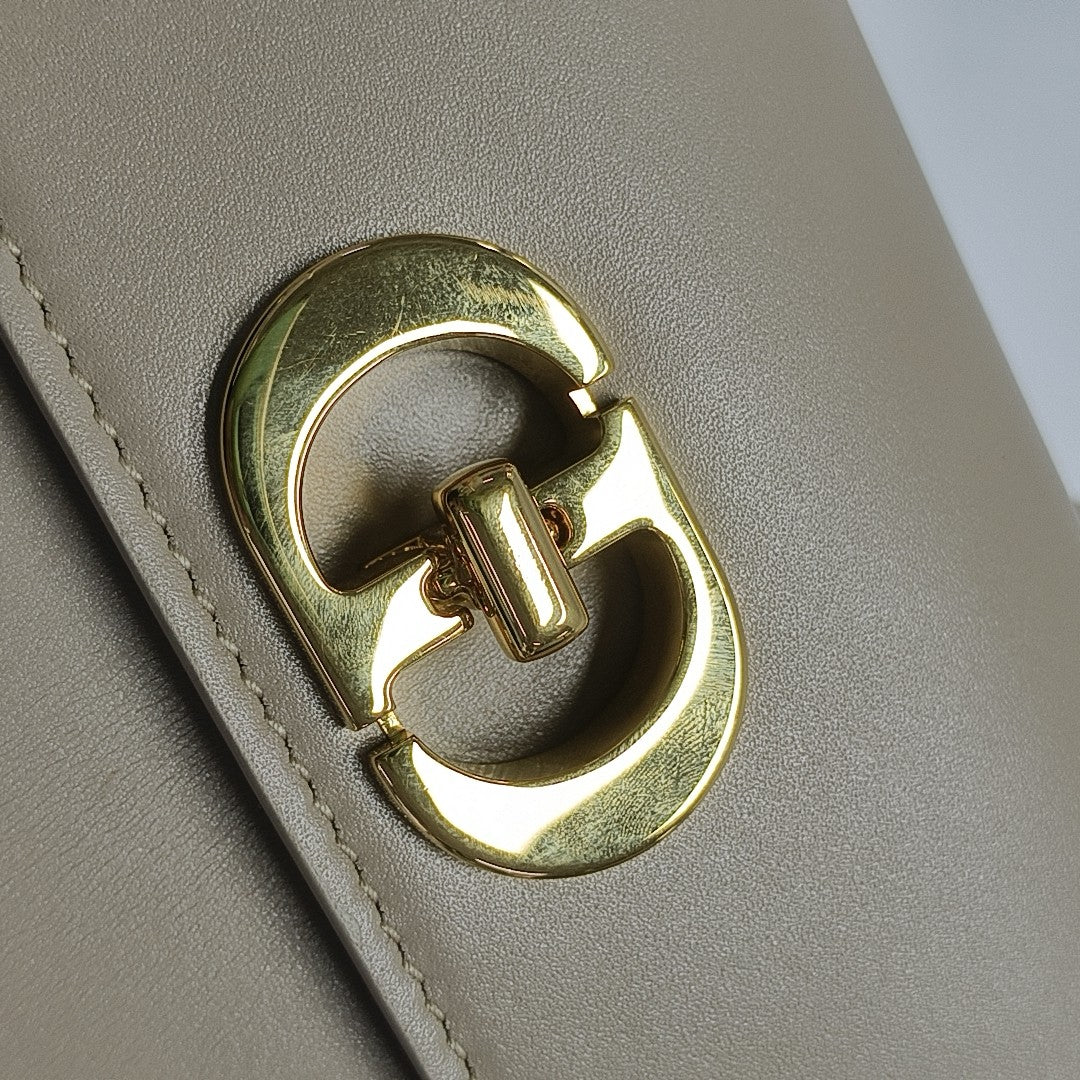 Bobby Small Calfskin Beige