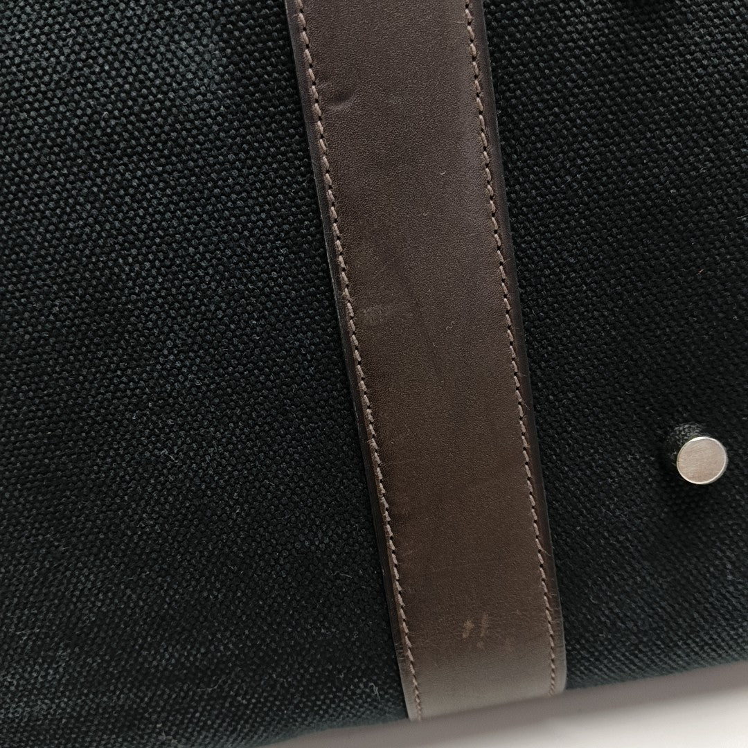 Arion Canvas Black