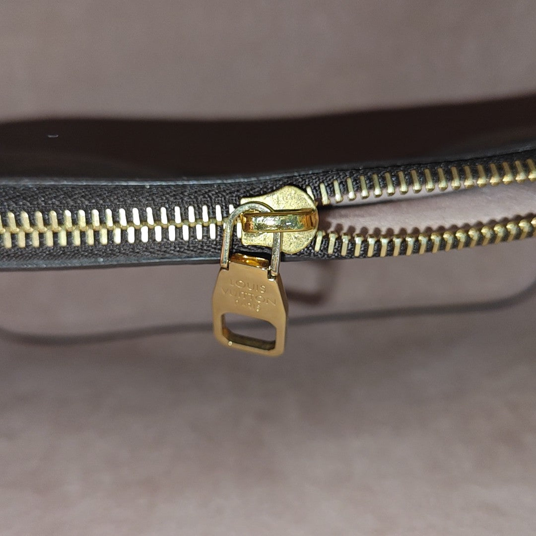 NÉONOÉ MM Monogram Coated Canvas Brown