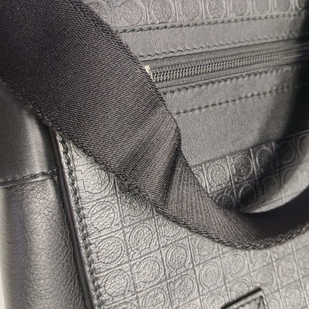 Calfskin Shoulder Bag Black