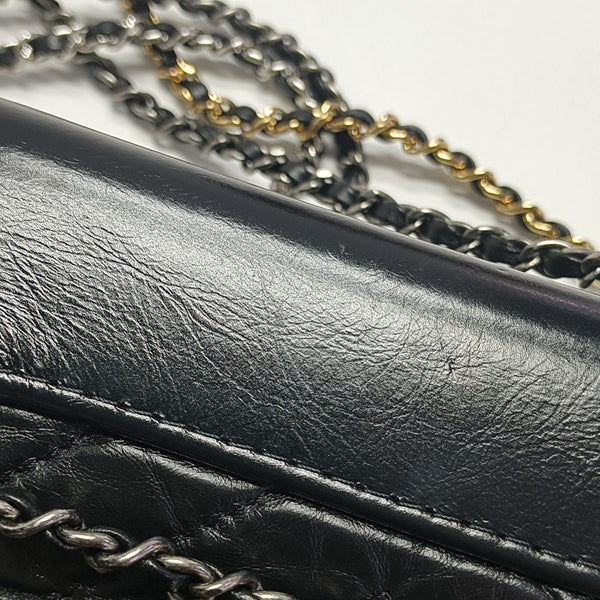 GABRIELLE Small Quilted Calfskin Black