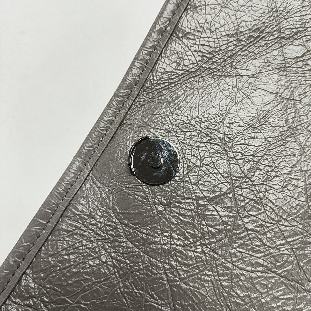 NIKI Medium Chevron Calfskin Gray