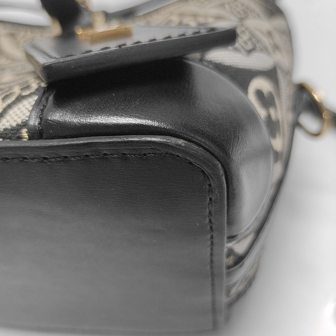 Authenticated pre-owned  NOÉ Fabric Black - Bucket Bag at Looply
