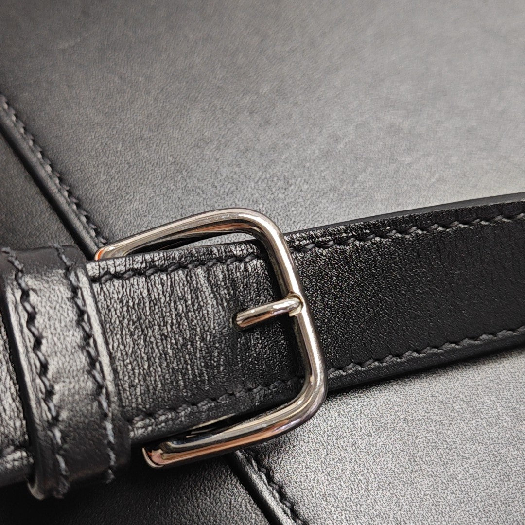 Della Cavalleria Box Calf Black