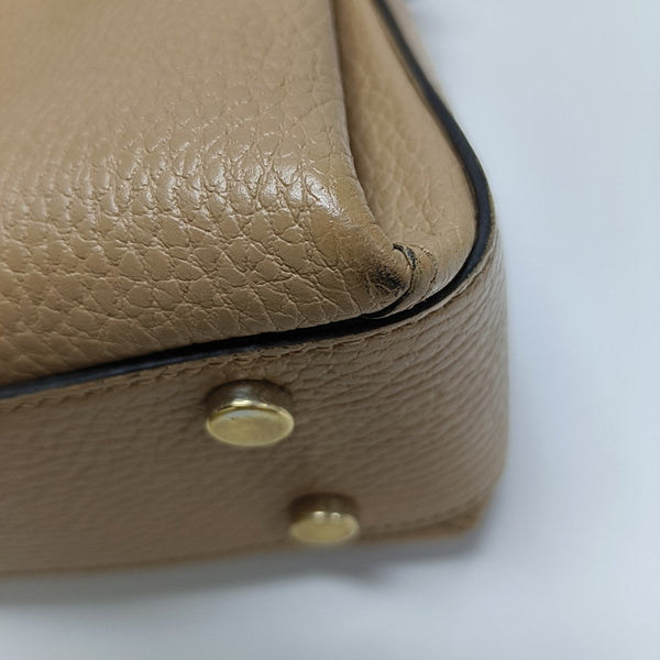Interlocking G Large Calfskin Beige