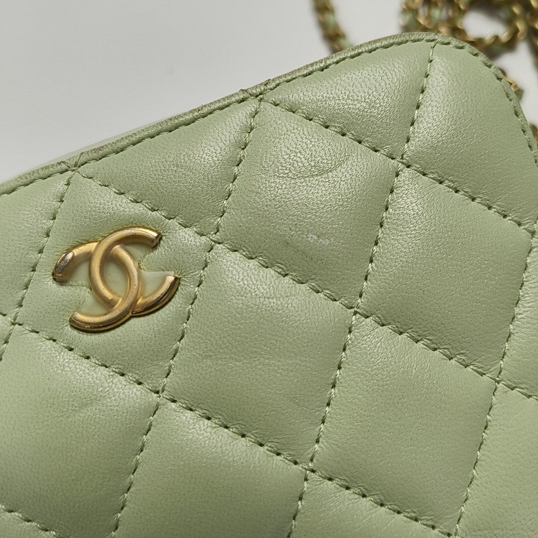 SURPIQUE Quilted Lambskin Green