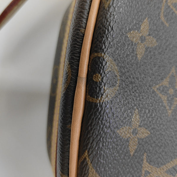 BOITE CHAPEAU PM Monogram Coated Canvas Brown