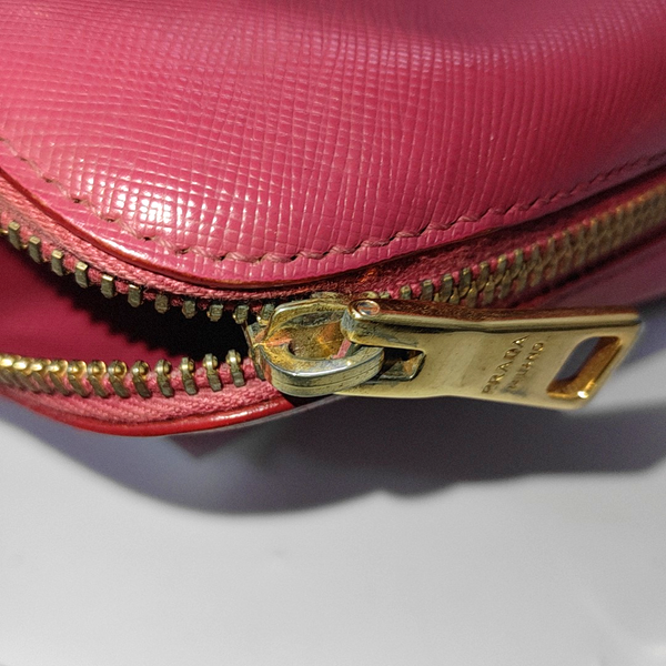 Authenticated pre-owned  Promenade Saffiano Calfskin Pink - Shoulder Bag at Looply