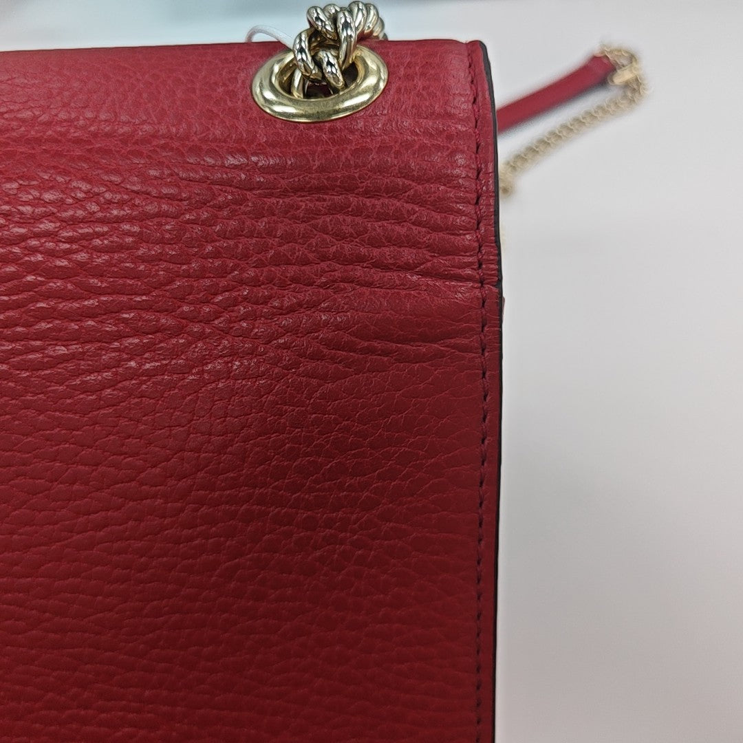 Interlocking G Small Calfskin Red