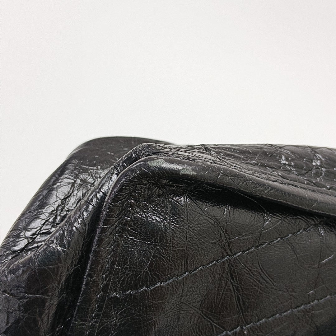 NIKI Medium Chevron Calfskin Black