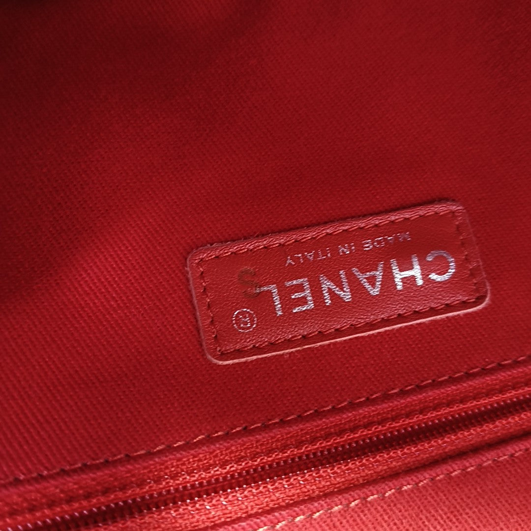 Lambskin Shoulder Bag Red