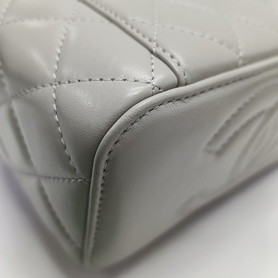 Authenticated pre-owned  VANITY CASE Small Quilted Lambskin Gray - Shoulder Bag at Looply