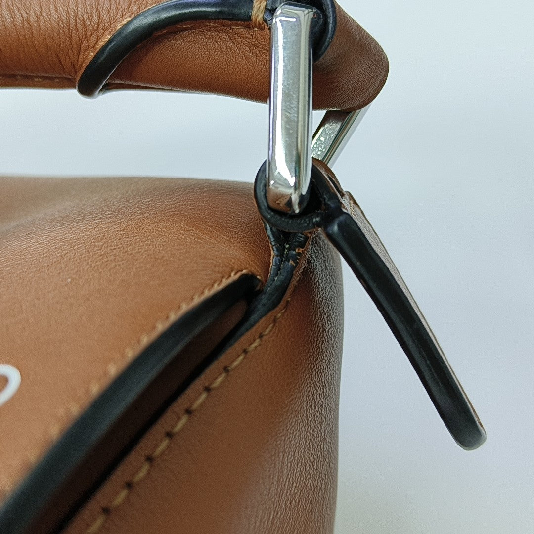 Puzzle Medium Calfskin Brown