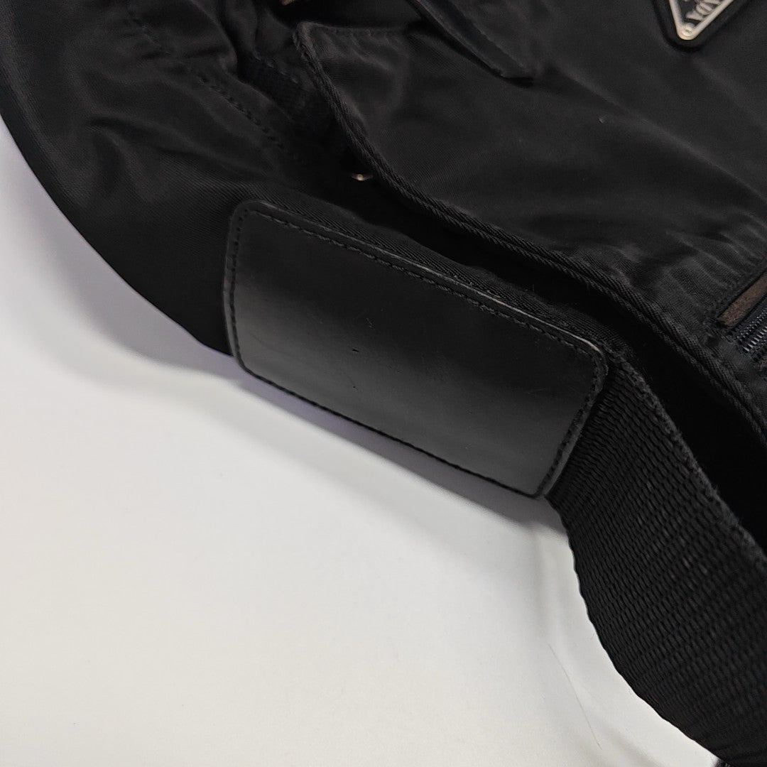 Vela Messenger Bag Nylon Black