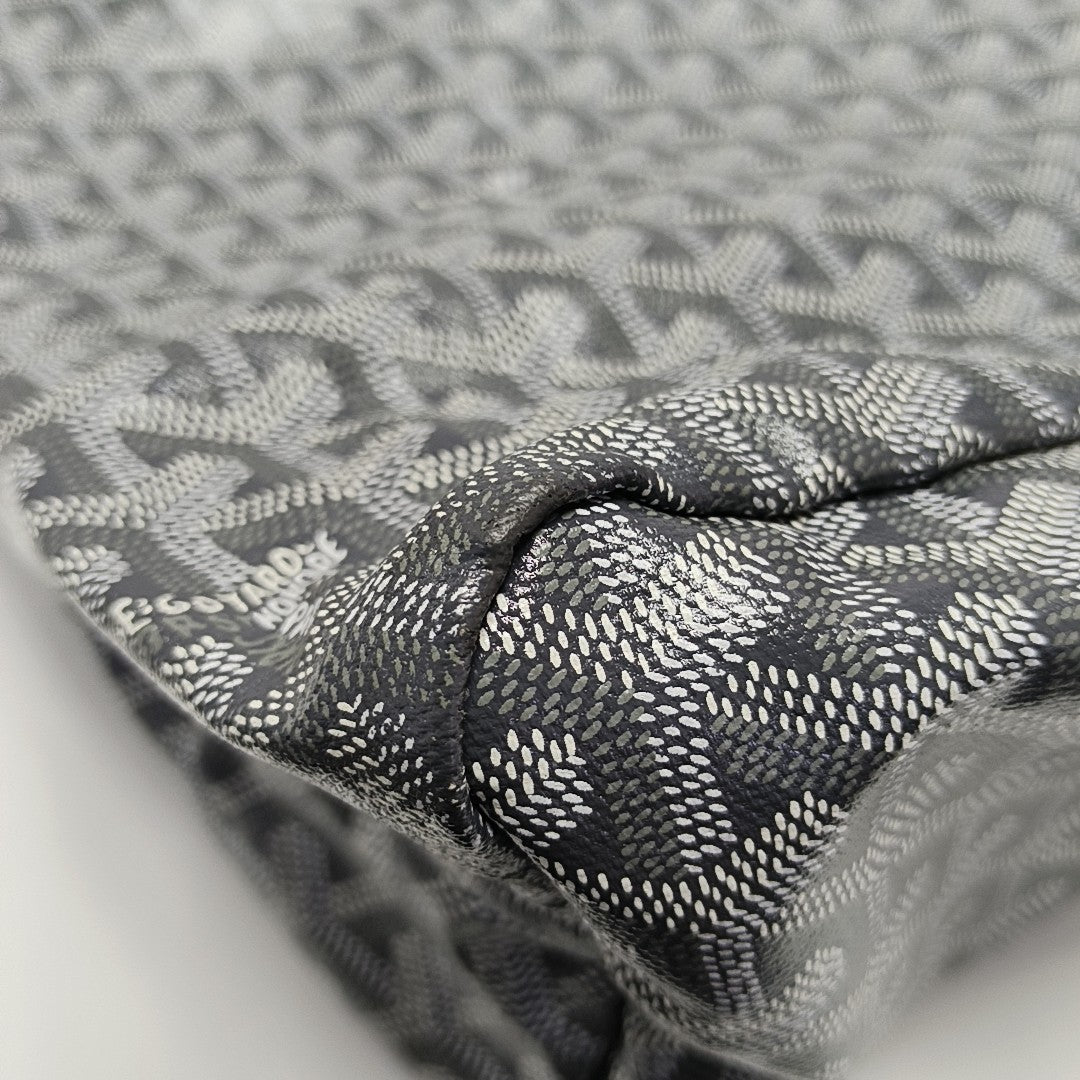 Hobo Coated Canvas Gray
