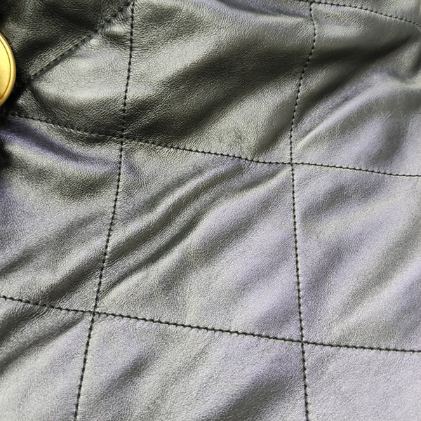 CHANEL 22 Small Quilted Calfskin Black