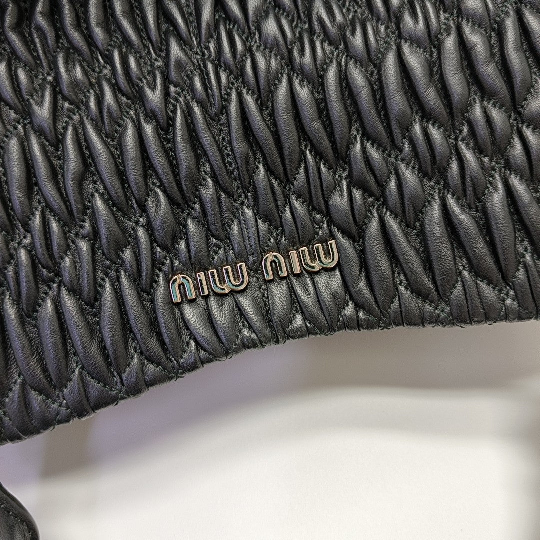Avenue Quilted Lambskin Black
