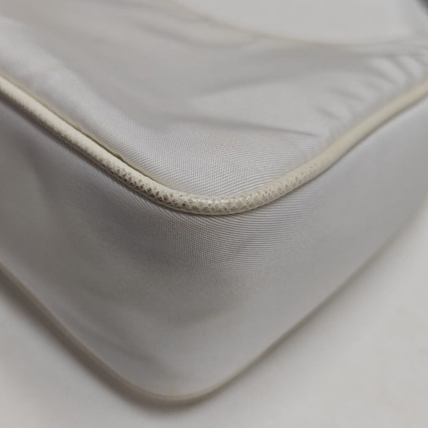 Re-Edition2005 Nylon White