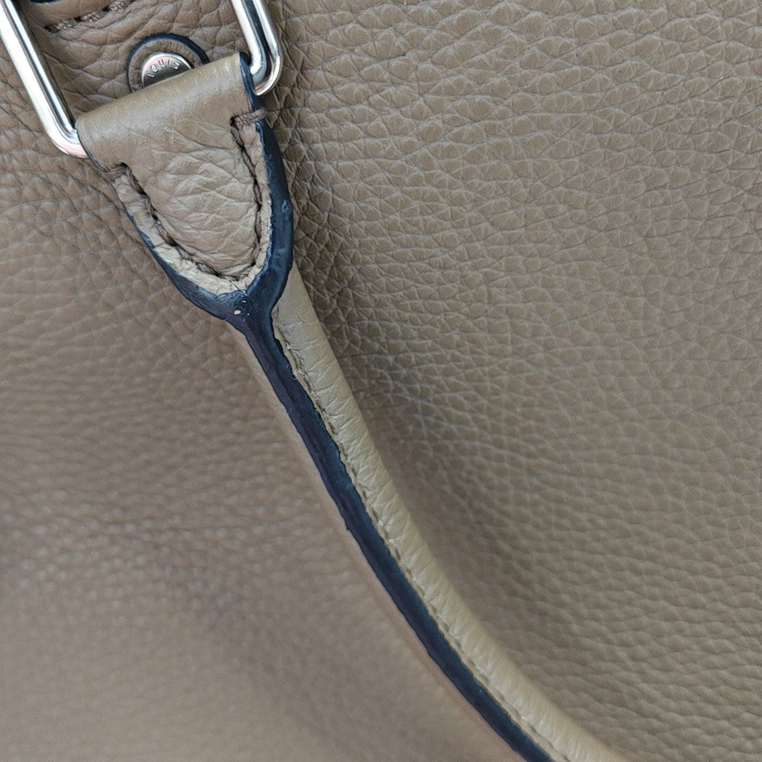 Calfskin Shoulder Bag Brown