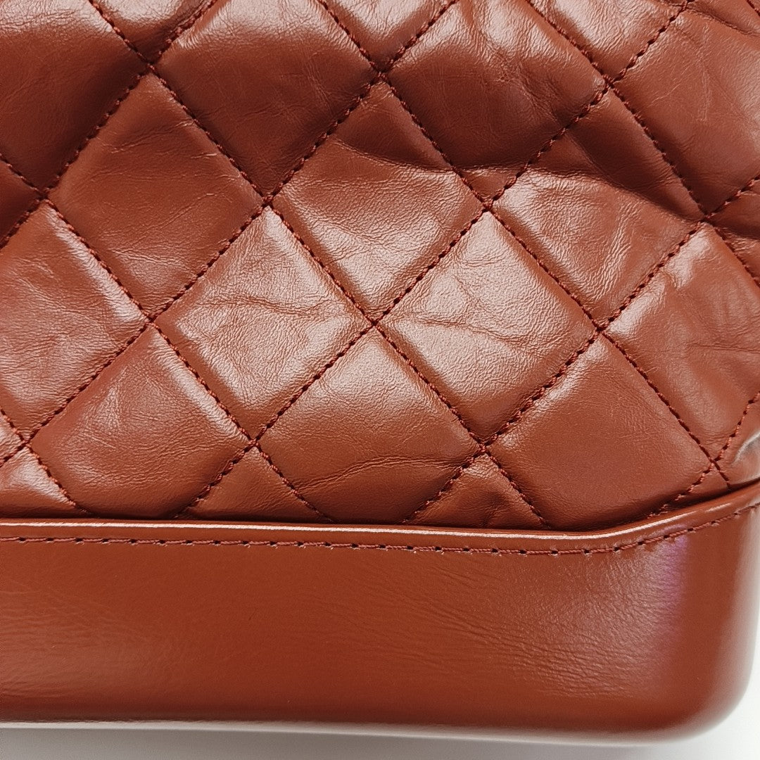 GABRIELLE Small Quilted Calfskin Red