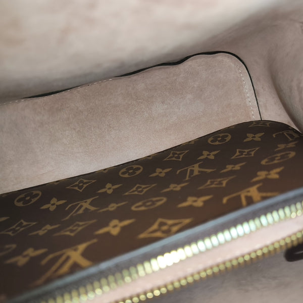 NÉONOÉ MM Monogram Coated Canvas Brown