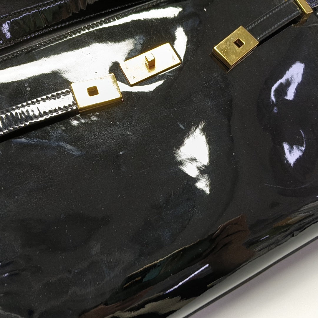 MANHATTAN Medium Patent Leather Black