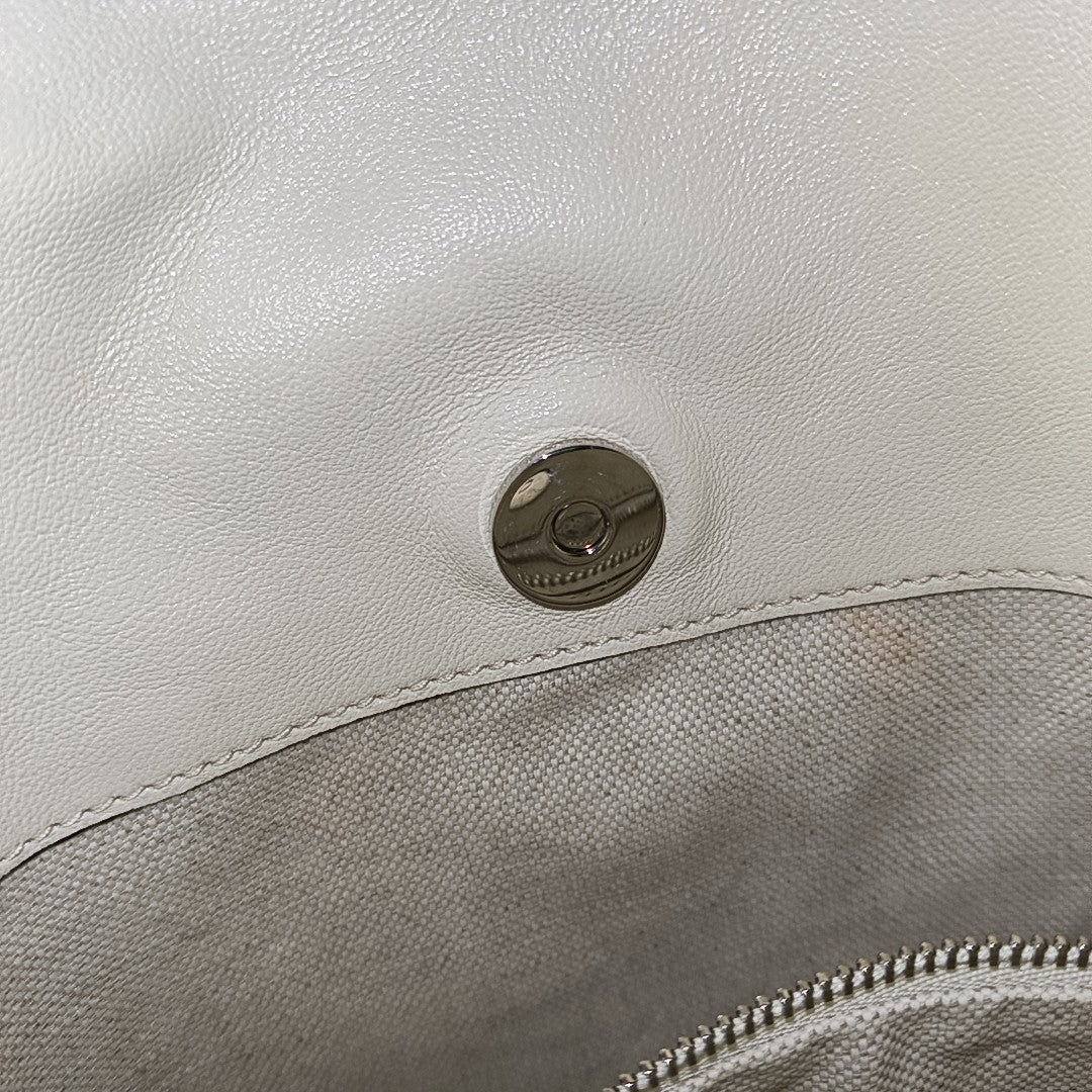 Quilted Calfskin White