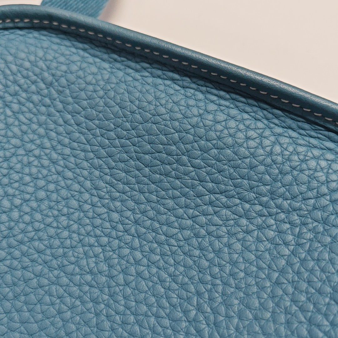 Evelyne 17 Clemence Blue