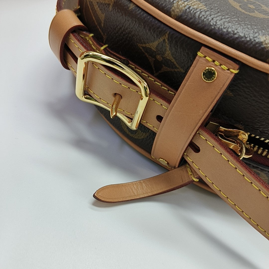 BOITE CHAPEAU MM Monogram Coated Canvas Brown