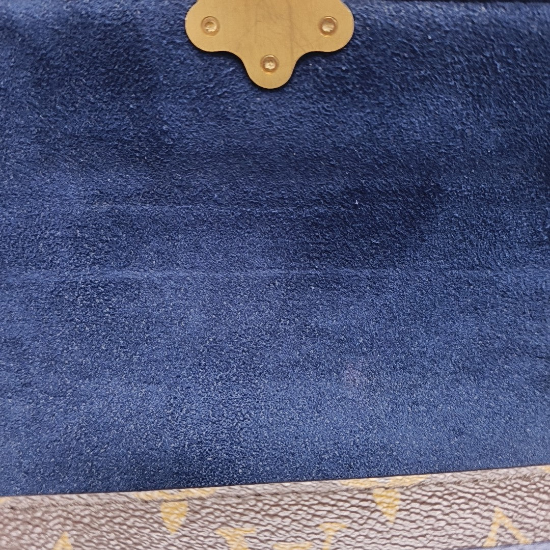 VICTOIRE Monogram Coated Canvas Brown