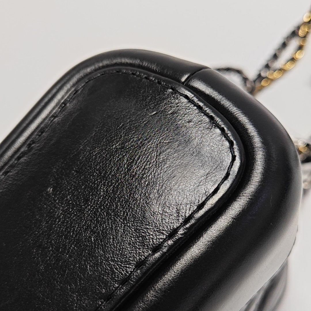 GABRIELLE Small Quilted Calfskin Black
