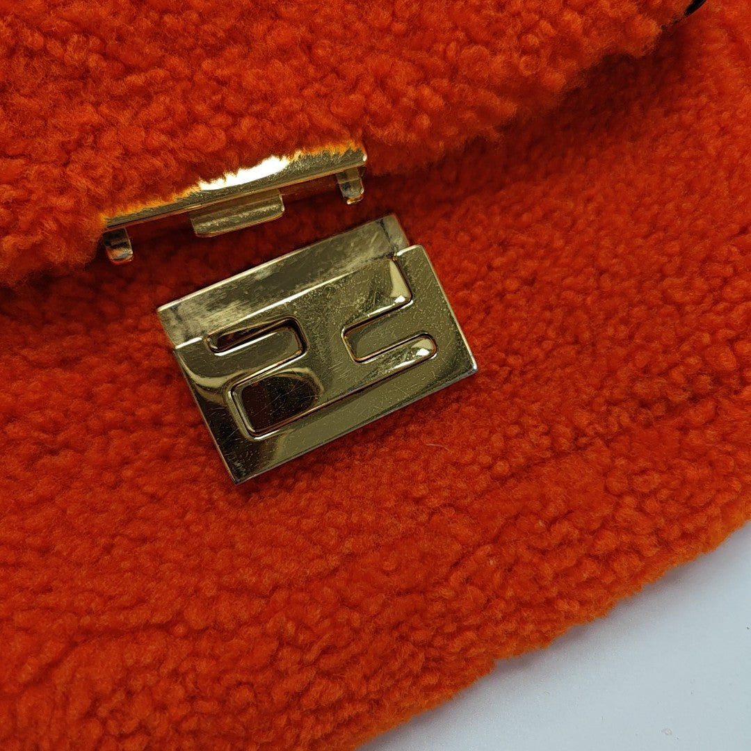 Baguette Mini Sheepskin Orange