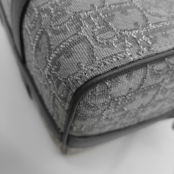 Oblique Canvas Shoulder Bag Gray