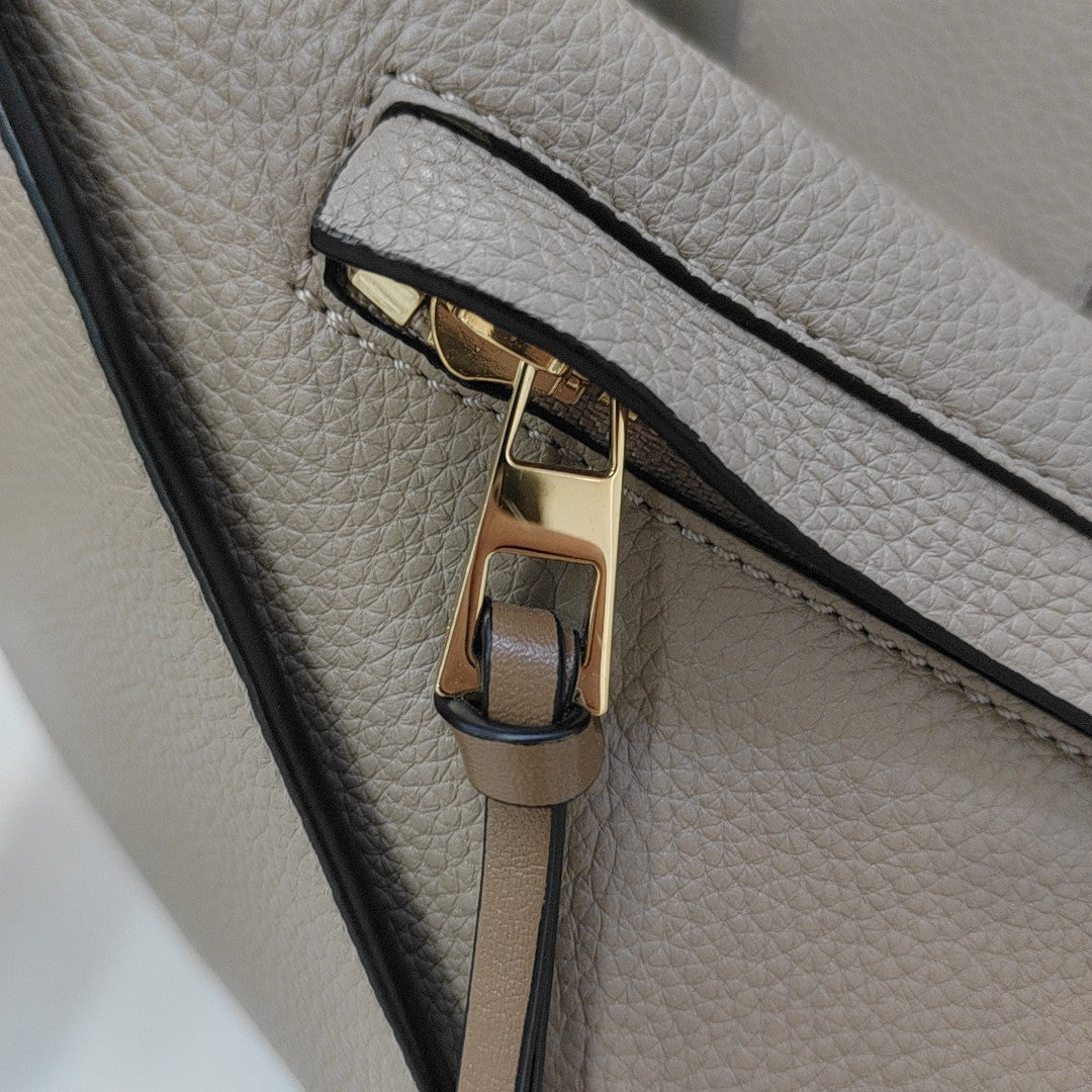 Hammock Small Calfskin Beige