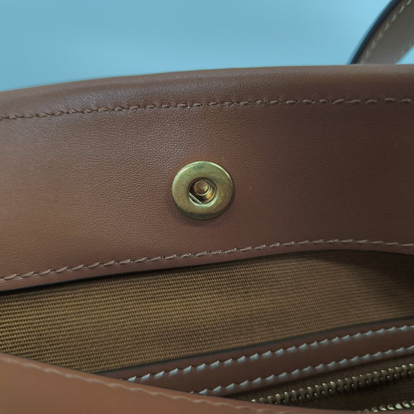 TRIOMPHE CANVAS Small Coated Canvas Beige