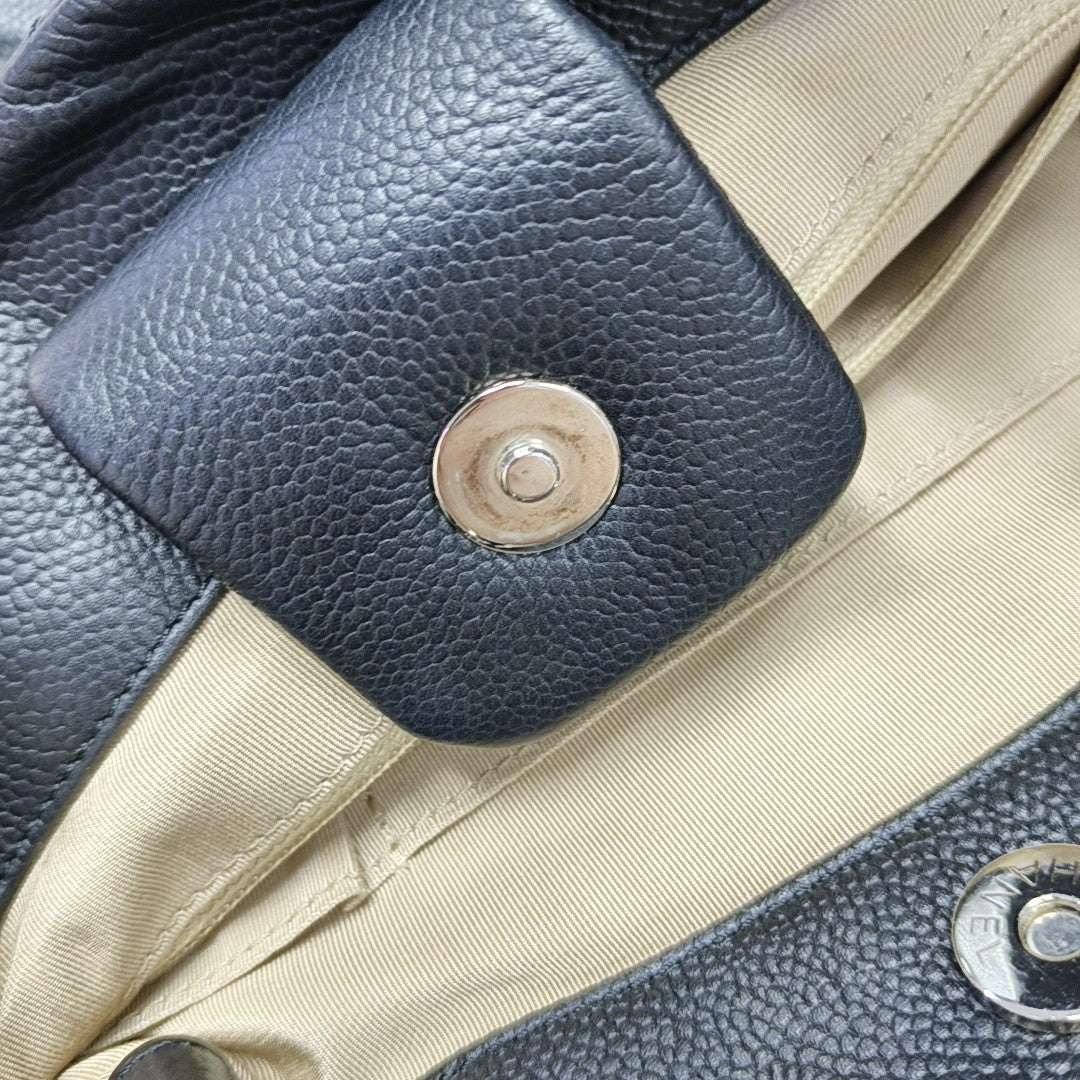 Quilted Grained Calfskin Tote Bag Black