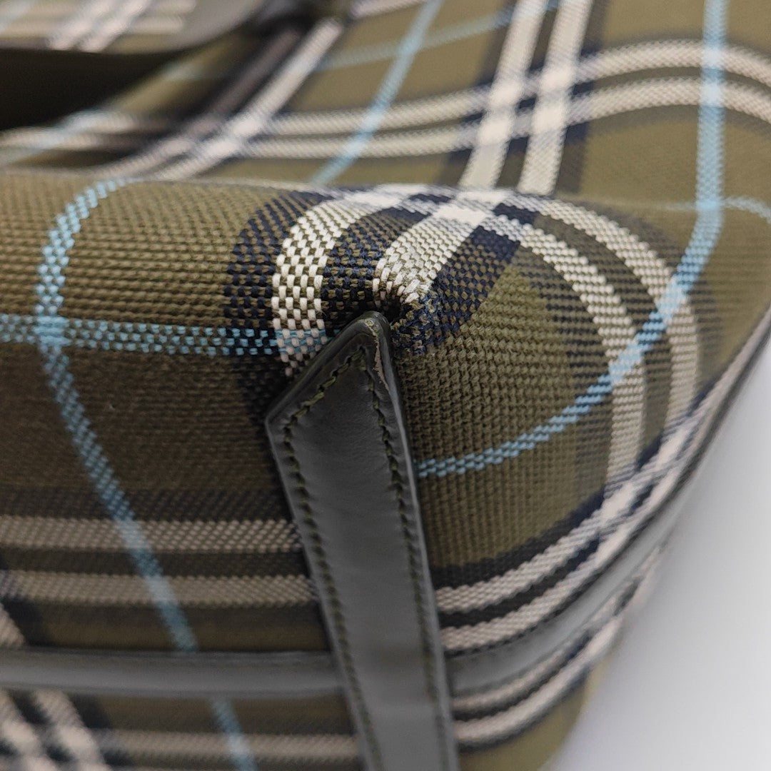 London Medium Canvas Green