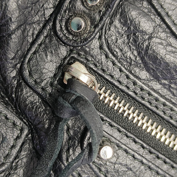 Classic Metallic Edge City Calfskin Black