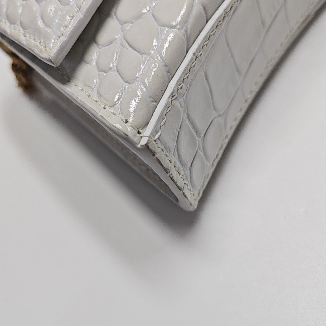 Hourglass Wallet On Chain Mini Calfskin White