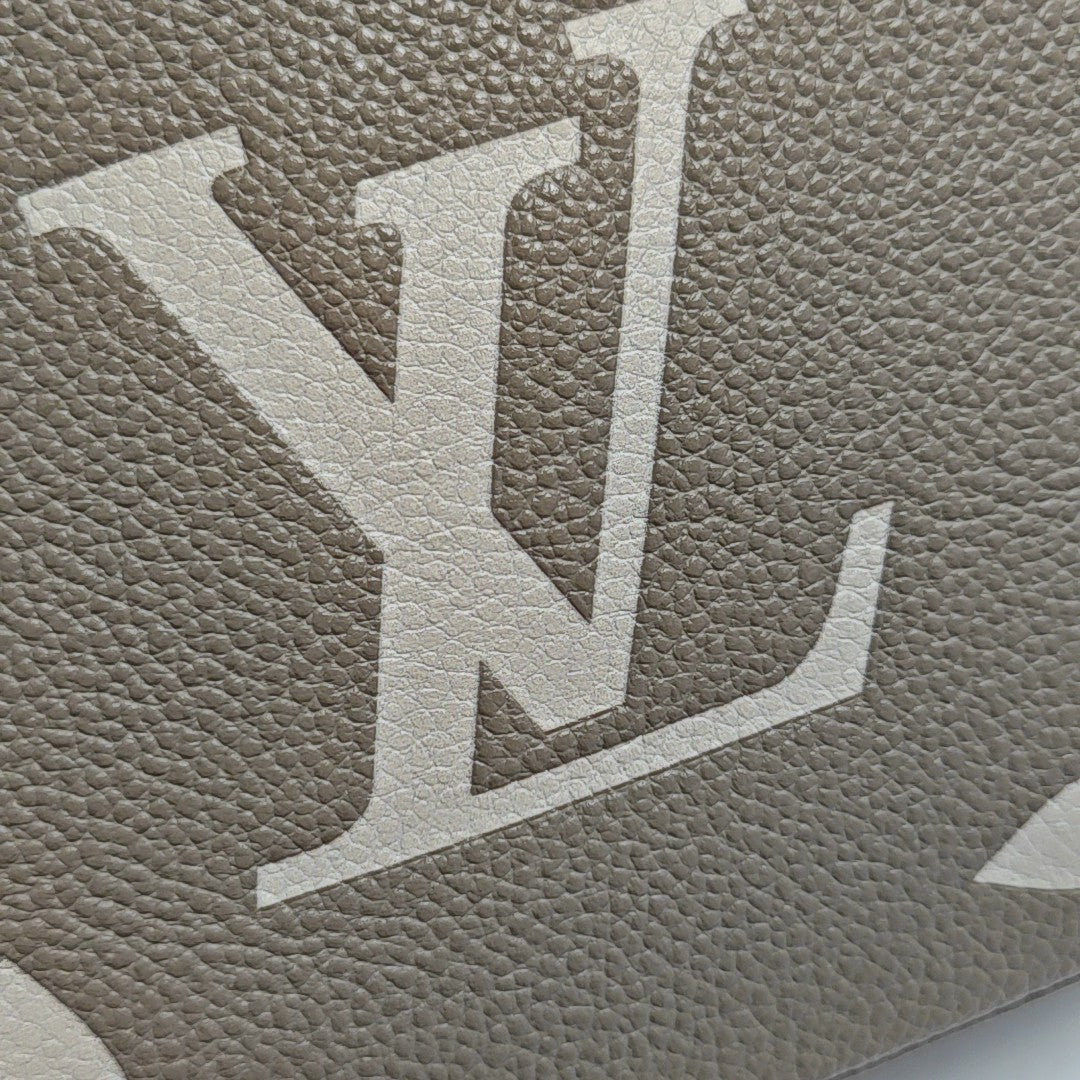 BAGATELLE Calfskin Gray