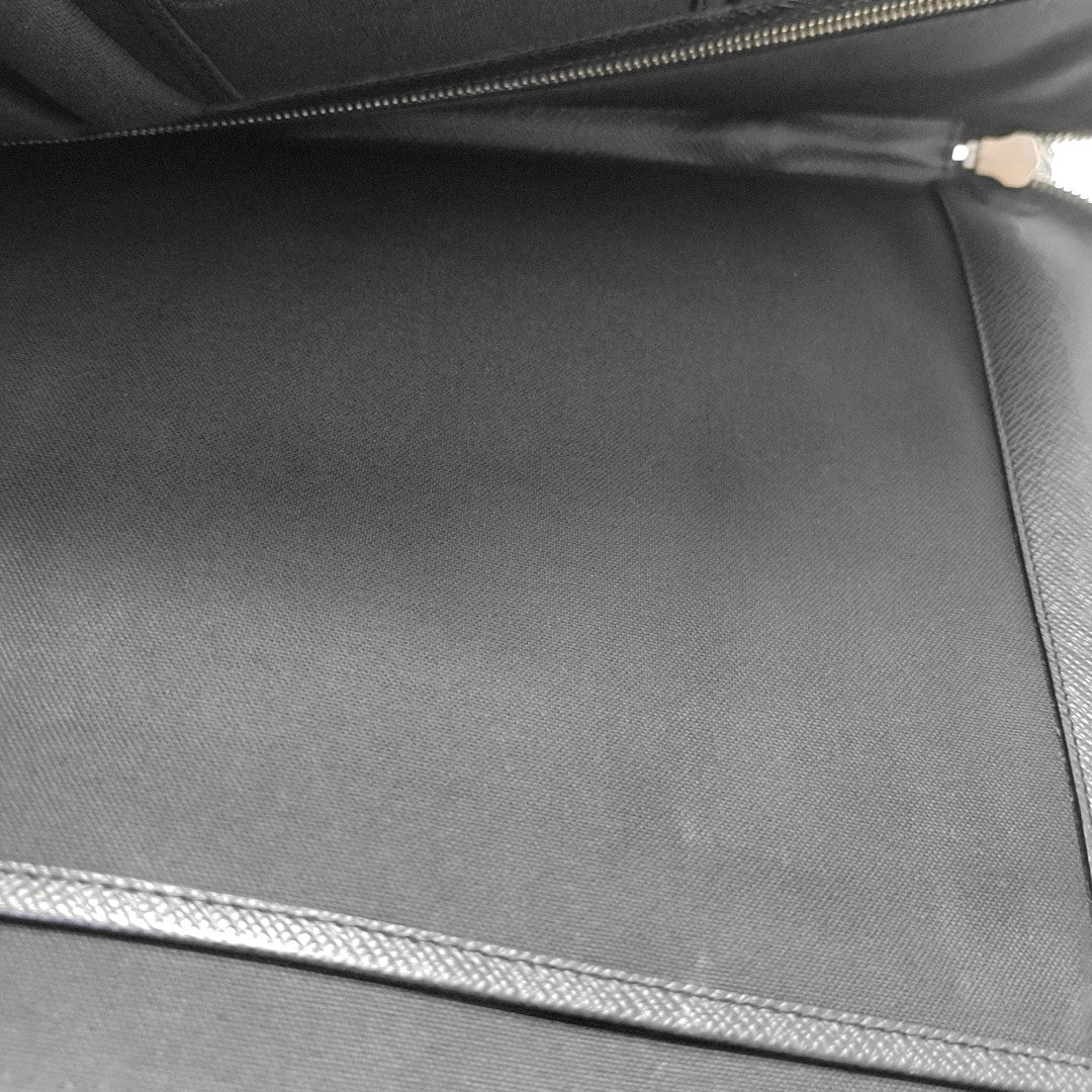 VLADIMIR Calfskin Black